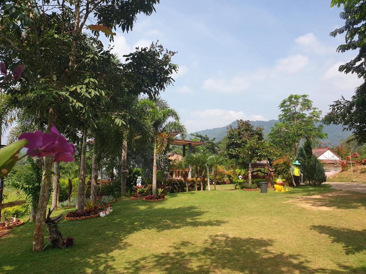 Khao Kho Lucky Hill Resort ภายนอก รูปภาพ