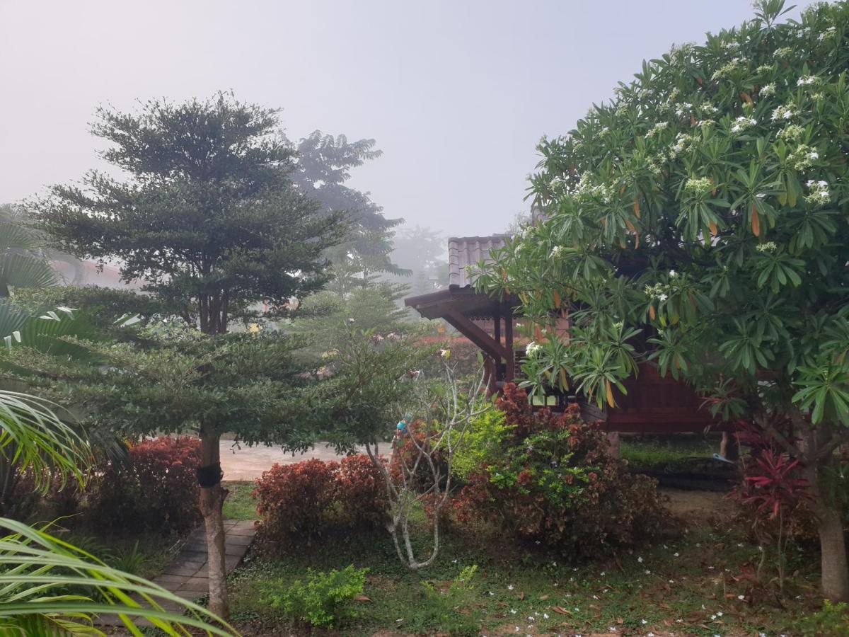 Khao Kho Lucky Hill Resort ภายนอก รูปภาพ